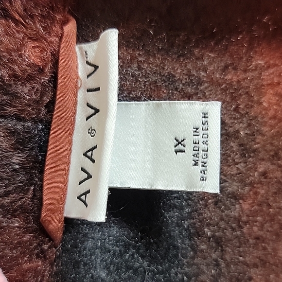 Ava & Viv Plaid Shacket  - "Evermore Taylor Swift Coat" - Picture 2 of 5